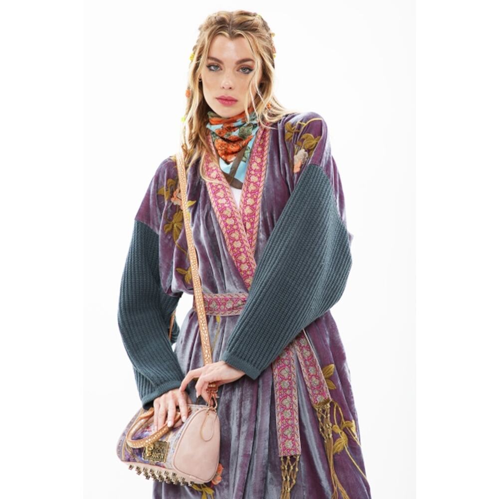 SOLD Aratta Grape Jam Size Large Something Magical Velvet Coat - Picture 7 of 8